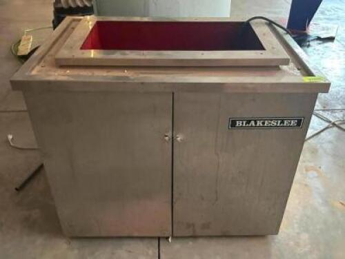 DESCRIPTION: SILVER SAVER BURNISHER BRAND/MODEL: BLAKESLEE SIZE: 36" LOCATION: BUILDING 2 QTY: 1