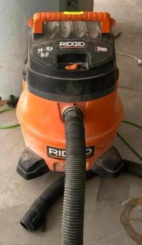 DESCRIPTION: 14 GALLON SHOP VAC BRAND/MODEL: RIDGID LOCATION: BUILDING 2 QTY: 1