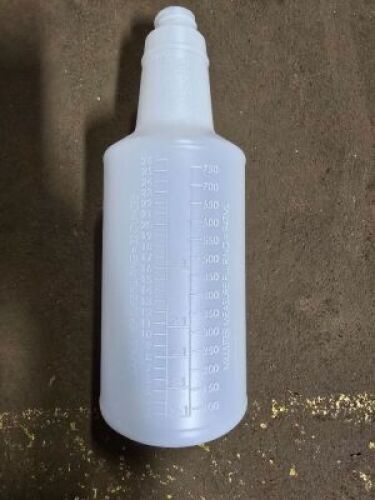 DESCRIPTION: (1) CASE OF APPROX (20) SPRAY BOTTLESINFORMATION: CLEAR, SEE INSPECTIONSIZE: 32OZRETAIL$: $35.99 TOTALQTY: 1