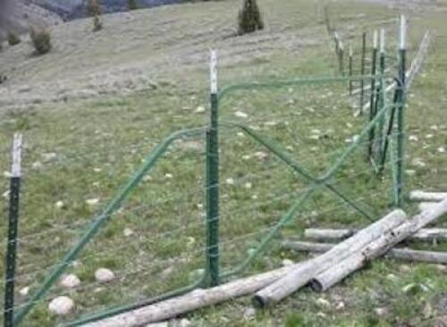 DESCRIPTION: (10) FENCE FRAME BRACESINFORMATION: GREEN, METAL, SEE INSPECTIONSIZE: APPROX 60" LONGQTY: 10