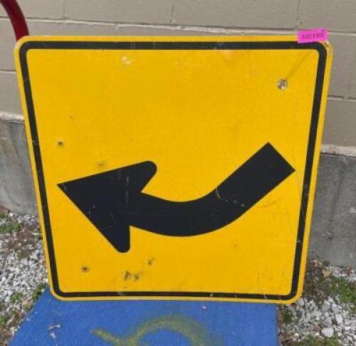 30" X 30" TRAFFIC SIGN, METAL