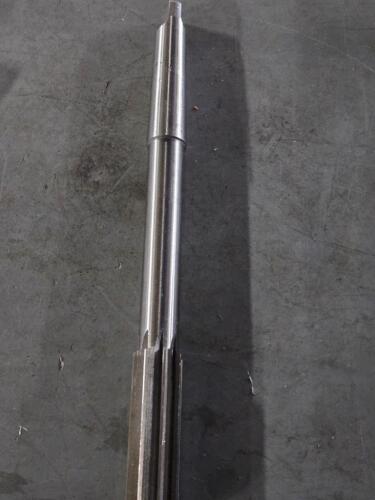 DESCRIPTION: (1) HSS TAPER SHANK CHUCKING REAMER BRAND MODEL WESTWARD 13H773 SIZE: 13/16" DIA, MT2 RETAIL$: $53.22 QTY: 1