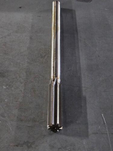 DESCRIPTION: (1) HSS CHUCKING REAMER BRAND MODEL APPROVED VENDOR 11V425 SIZE: 0.6885" DIA 11/16" SD RETAIL$: $68.14 QTY: 1