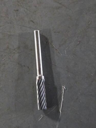 DESCRIPTION: (4) CARBIDE CYLINDER BUR BRAND MODEL WESTWARD 19D645 SIZE: 1/2"" DIA RETAIL$: $72.65 QTY: 4