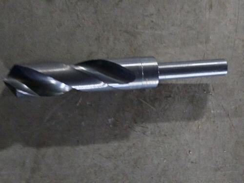 DESCRIPTION: (1) HSS REDUCED SHANK DRILL BIT BRAND MODEL CHICAGO-LATROBE 55459 SIZE: 59/64" DIA 1/2" SD RETAIL$: $77.52 QTY: 1