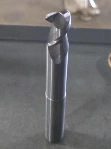 DESCRIPTION: (1) SOLID CARBIDE SQ END MILL BRAND MODEL DATA FLUTE HSML20750 SIZE: 3/4" DIA 1" LOC RETAIL$: $112.87 QTY: 1