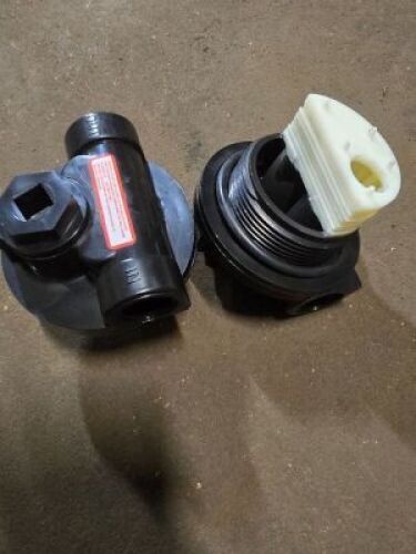 DESCRIPTION: (1) DI HEAD, WATER SOFTNER PARTS BRAND/MODEL: PRODUCT NUMBER #C650127 SIZE: 3/4" X 3/4" X 3/4 RETAIL$: $62.44 EA QTY: 1