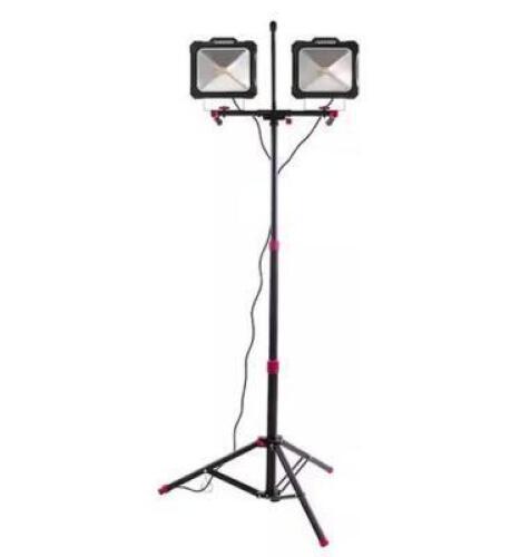 7000-LUMEN TWIN-HEAD LED WORK LIGHT
