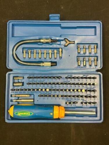 RATCHETING SCREWDRIVER SET WITH HARD SHELL CASE