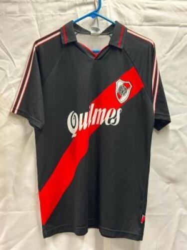 VINTAGE RIVER PLATE / ARGENTINIAN FOOTBALL CLUB JERSEY