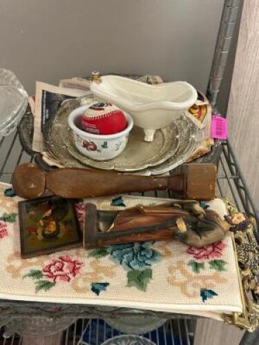 ASSORTED SILVER PLATERS AND FIGURES