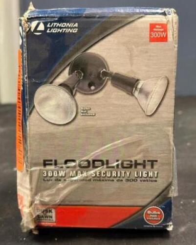 FLOOD LIGHT