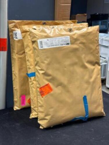 (3) - INSULATION POUCHES
