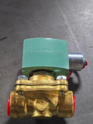 DESCRIPTION: (1) HIGH FLOW, NORMALLY CLOSED SOLENOID VALVE BRAND MODEL REDHAT 2HTY1 SIZE: 1/2" RETAIL$: $200.99 QTY: 1