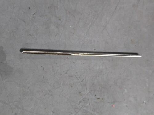DESCRIPTION: (1) HSS CHUCKING REAMER BRAND MODEL MADE IN USA 433 0.1065 SIZE: #36 RETAIL$: $59.91 QTY: 1