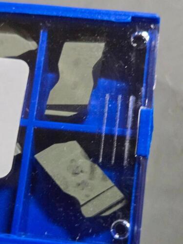 DESCRIPTION: (30) CARBIDE GROOVING INSERTS BRAND MODEL CARBIDE FORM MASTERS QTY: 30