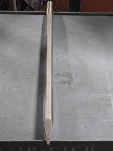 DESCRIPTION: (1) BULL POINT HEX SHANK CHISEL BRAND MODEL WESTWARD 22UU89 SIZE: 3/4" HEX SHANK 18" RETAIL$: $34.66 QTY: 1