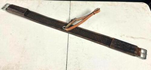(2) FULL SIZE OILED REAR CINCHES