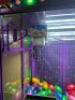 2023 TAJ MAHAL MINI GIANT CLAW ARCADE MACHINE W/ GAYLORD OF TICKET RINGS - 3