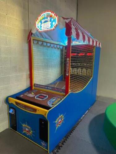 ICE BL100X DOWN THE CLOWN ARCADE MACHINE