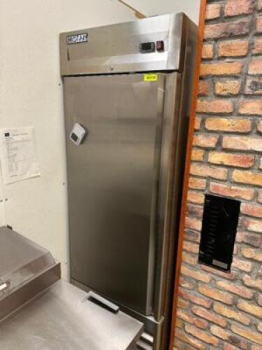 DESCRIPTION 2022 MOTAK SINGLE DOOR REACH IN COOLER BRAND / MODEL: MSD-1DR-BAL-X ADDITIONAL INFORMATION 115 VOLT, 1 PHASE. ON AND WORKING LOCATION KITC