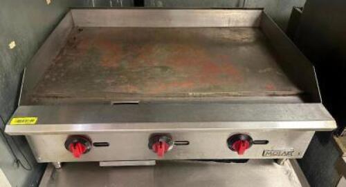 DESCRIPTION MOTAK 36" THREE BURNER FLAT GRILL BRAND / MODEL: MOTAK ADDITIONAL INFORMATION NATURAL GAS SIZE 36" LOCATION KITCHEN QTY 1