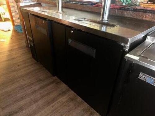 DESCRIPTION 2022 MOTAK MBCBD-3-X 69" DRAFT BEER BOX. BRAND / MODEL: MOTAK MBCBD-3-X ADDITIONAL INFORMATION 115 VOLT, 1 PHASE. ON AND WORKING. RETAILS