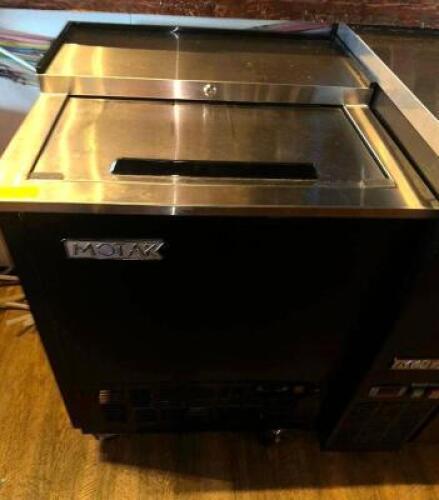 DESCRIPTION 2022 MOTAK 27" MUG FROSTER BRAND / MODEL: MOTAK MGF-27-X ADDITIONAL INFORMATION 115 VOLT, 1 PHASE. ON AND WORKING LOCATION BAR QTY 1