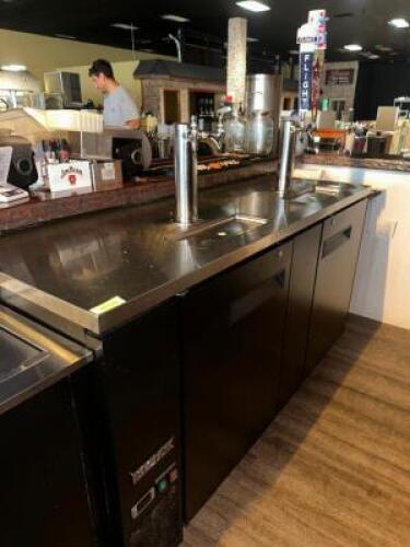 DESCRIPTION 2022 MOTAK MBCBD-3-X 69" DRAFT BEER BOX. BRAND / MODEL: MOTAK MBCBD-3-X ADDITIONAL INFORMATION 115 VOLT, 1 PHASE. ON AND WORKING. RETAILS