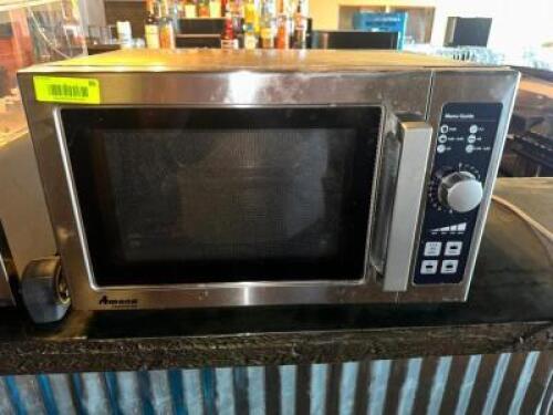 DESCRIPTION AMANA 1000 WATT MICROWAVE. BRAND / MODEL: AMANA LOCATION BAR QTY 1