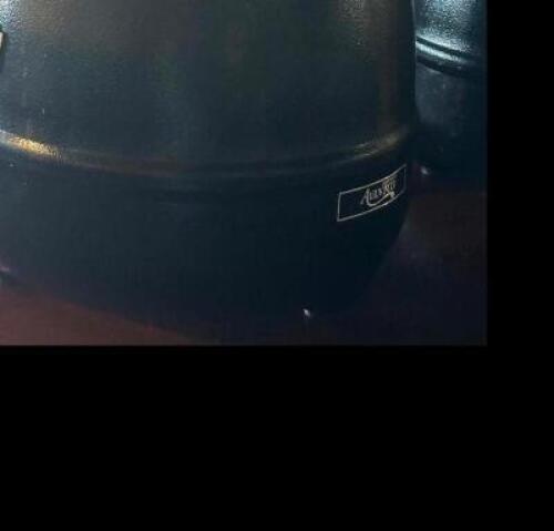 DESCRIPTION: COUNTERTOP KETTLE BRAND / MODEL: AVANTCO LOCATION: TABLES THIS LOT IS: ONE MONEY QTY: 1