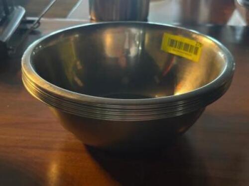 DESCRIPTION: (8) - STAINLESS MIXING BOWLS LOCATION: TABLES THIS LOT IS: SOLD BY THE PIECE QTY: 8