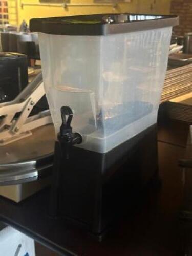DESCRIPTION: BEVERAGE DISPENSER LOCATION: TABLES THIS LOT IS: ONE MONEY QTY: 1