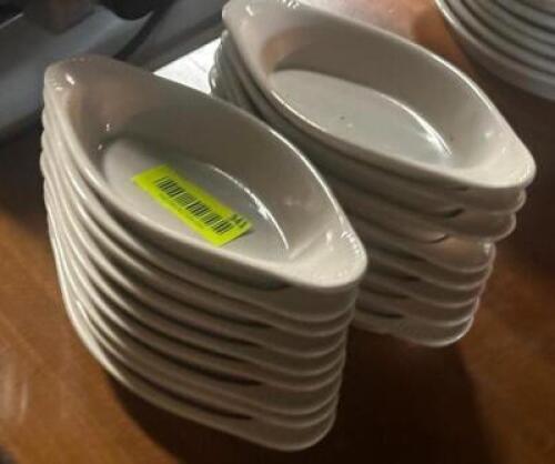 DESCRIPTION: ASSORTED PLATTERS LOCATION: TABLES THIS LOT IS: ONE MONEY QTY: 1