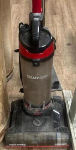 DESCRIPTION: VACUUM LOCATION: TABLES THIS LOT IS: ONE MONEY QTY: 1