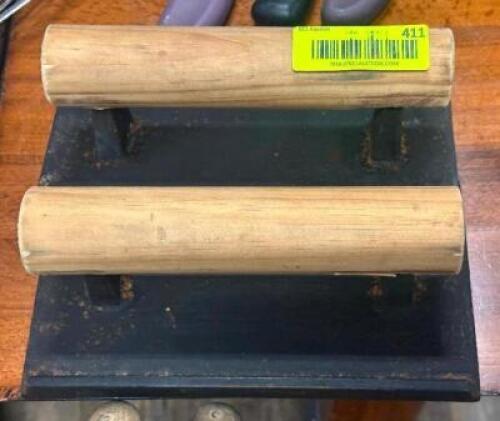DESCRIPTION: (2) - GRILL PRESSES LOCATION: TABLES THIS LOT IS: SOLD BY THE PIECE QTY: 2