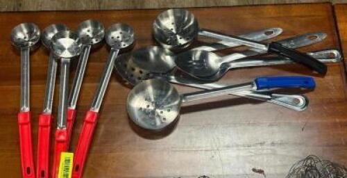 DESCRIPTION: (10) - PORTION CONTROL SPOONS LOCATION: TABLES THIS LOT IS: SOLD BY THE PIECE QTY: 10