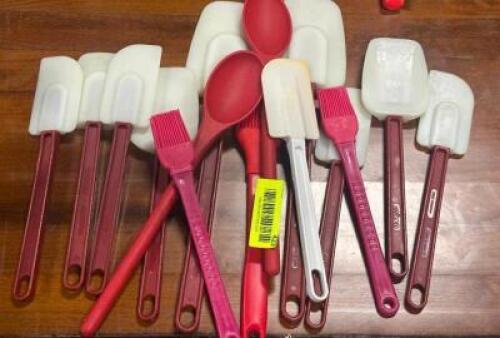 DESCRIPTION: (14) - SILICONE UTENSILS LOCATION: TABLES THIS LOT IS: SOLD BY THE PIECE QTY: 14