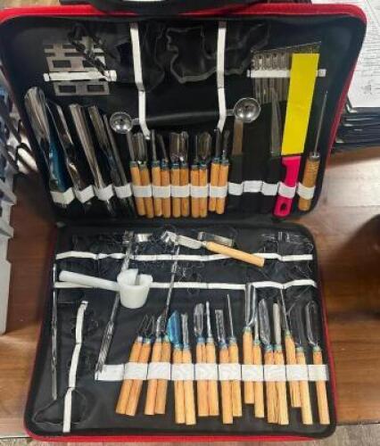 DESCRIPTION: VEGETABLE / FRUIT CARVING TOOLS LOCATION: TABLES THIS LOT IS: ONE MONEY QTY: 1