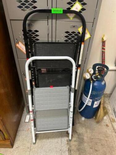 DESCRIPTION (2) FOLDING STEP LADDERS. THIS LOT IS: ONE MONEY LOCATION KITCHEN QTY 1