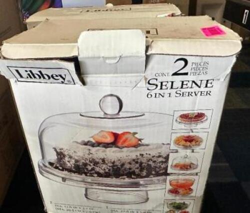 DESCRIPTION (2) SELENE GLASS CAKE STANDS BRAND / MODEL: LIBBEY THIS LOT IS: SOLD BY THE PIECE LOCATION MAIN SEATING QTY 2