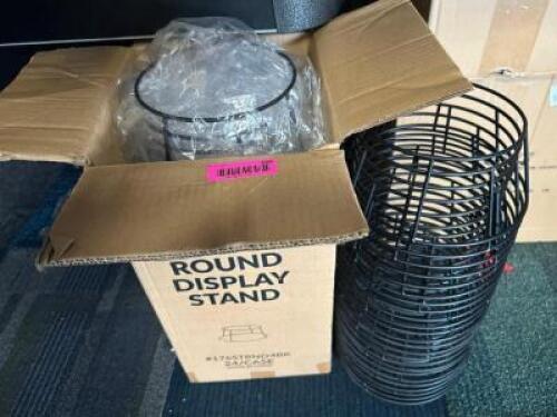 DESCRIPTION (24) WIRE ROUND PIZZA PAN DISPLAY STANDS ( NEW ) THIS LOT IS: SOLD BY THE PIECE LOCATION MAIN SEATING QTY 24