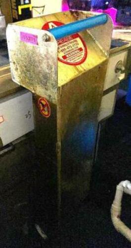 DESCRIPTION ACE GREASE CADDY LOCATION MAIN SEATING QTY 1