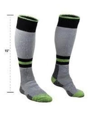 DESCRIPTION: (4) SUPER SOCKS BRAND/MODEL: REFRIGIWEAR #327NR3 INFORMATION: HI-VIS LIME SIZE: L/XL RETAIL$: $16.70 EA QTY: 4