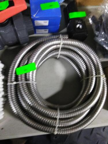 DESCRIPTION: (1) FLEXIBLE CONDUIT HOSEINFORMATION: METAL, SEE INSPECTIONSIZE: APPROX 1" X 20'QTY: 1