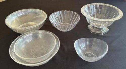 (7) ASSORTED PLASTIC BOWLS
