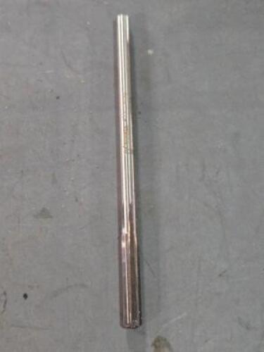 DESCRIPTION: (1) HSS CHUCKING REAMER BRAND MODEL MADE IN USA 72033053 SIZE: 0.3050" D IA RETAIL$: $55.42 QTY: 1