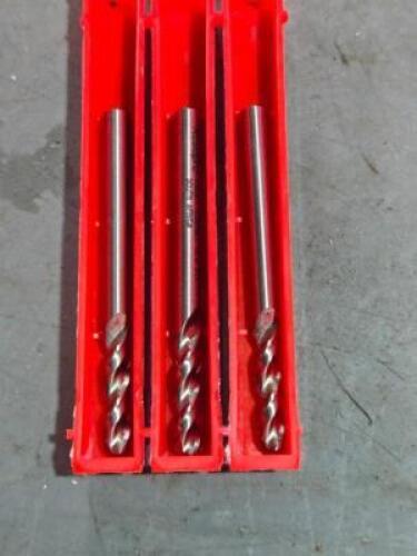 DESCRIPTION: (3) COBALT SML DRILL BITS BRAND MODEL ACCUPRO 01331875 SIZE: #21 RETAIL$: $103.50 QTY: 3