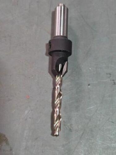 DESCRIPTION: (4) DRILL COUNTERSINK COMBO BRAND MODEL WESTWARD 16Y614 SIZE: #8 WOODSCREW RETAIL$: $67.84 QTY: 4