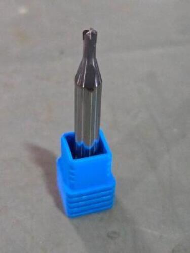 DESCRIPTION: (1) CARBIDE CORNER RADIUS END MILLS BRAND MODEL SECO 39937 SIZE: 3mm RETAIL$: $118.22 QTY: 1